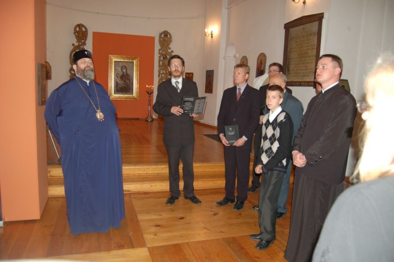 "Kto niszczy świątynię Boga..."