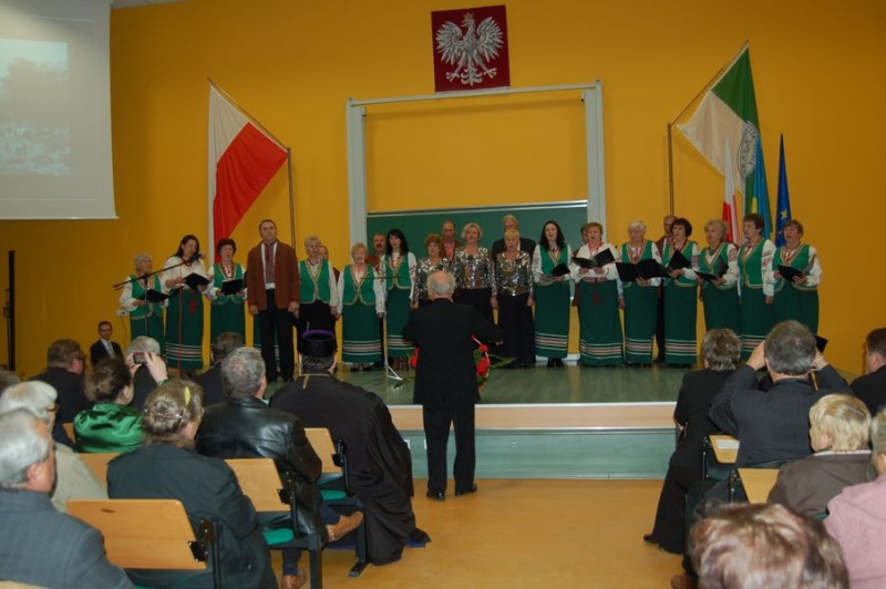 "Kto niszczy świątynię Boga..."