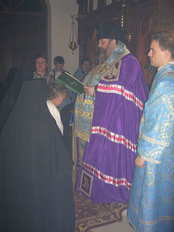 Pierwsze postrzyżyny po odrodzeniu monasteru turkowickiego