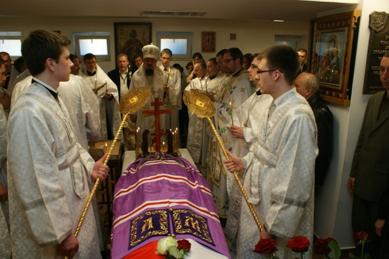 Liturgiczne pożegnanie w kaplicy św. Bazylego Martysza