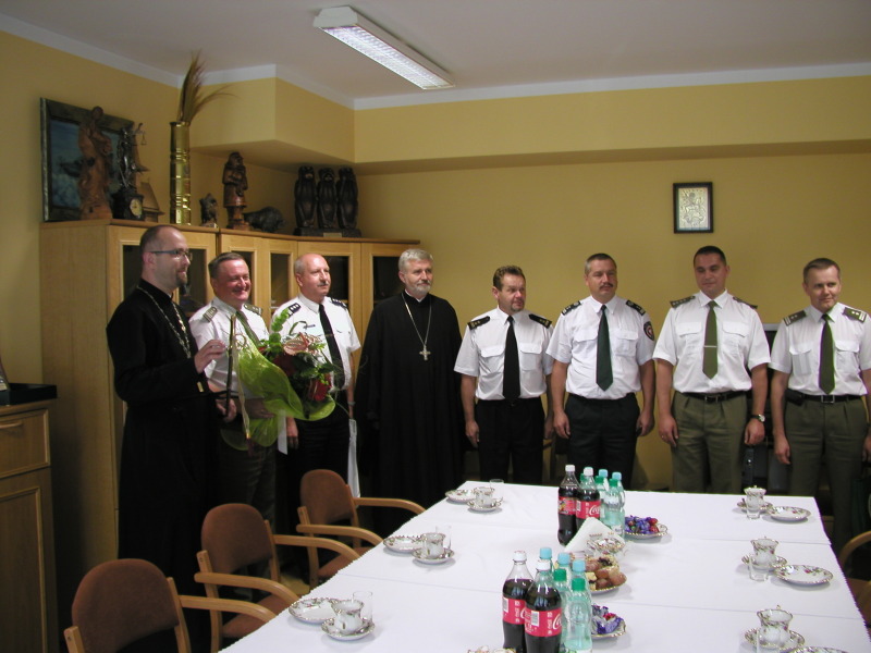 Przedstawiciele białostockich służb mundurowych u bp. Jerzego