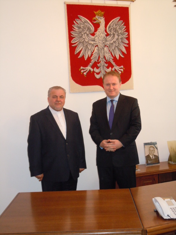 Ksiądz Aleksander Szełomow u ministra