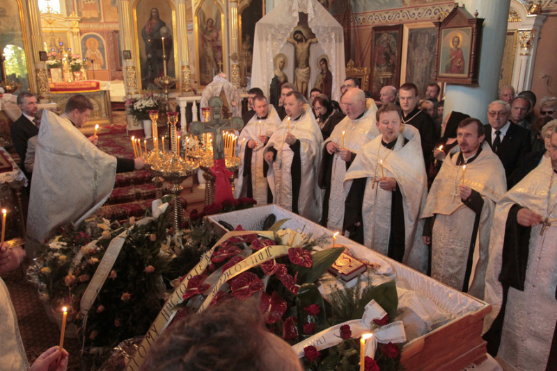 Uroczystości pogrzebowe ks. Eugeniusza Niesteruka