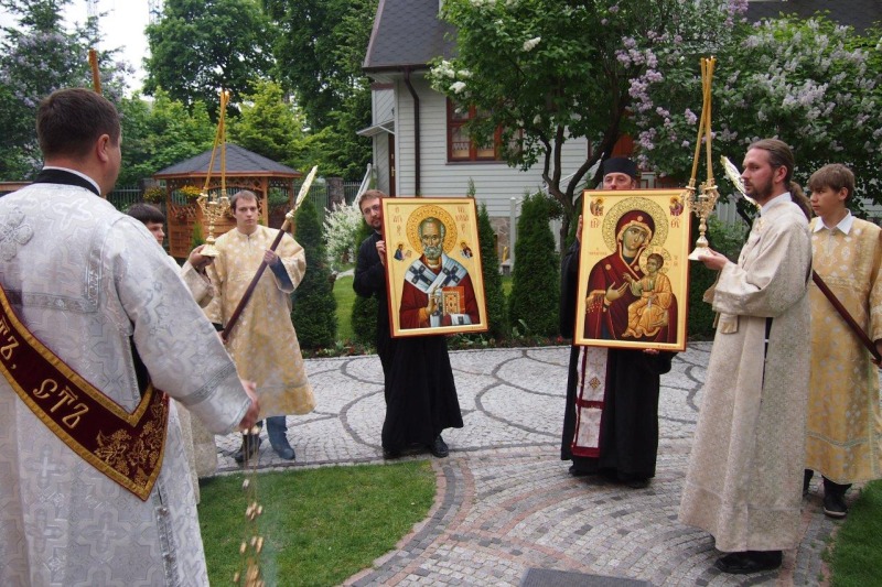 Przybycie ikon z Góry Athos do parafii w Szczecinie