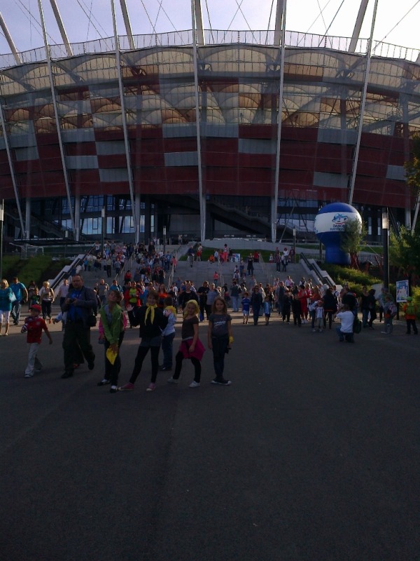 Dzieci z Eleos na Stadionie Narodowym w Warszawie
