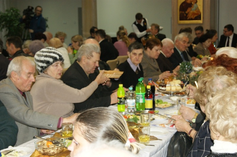 Spotkania wigilijne dla osób potrzebujących