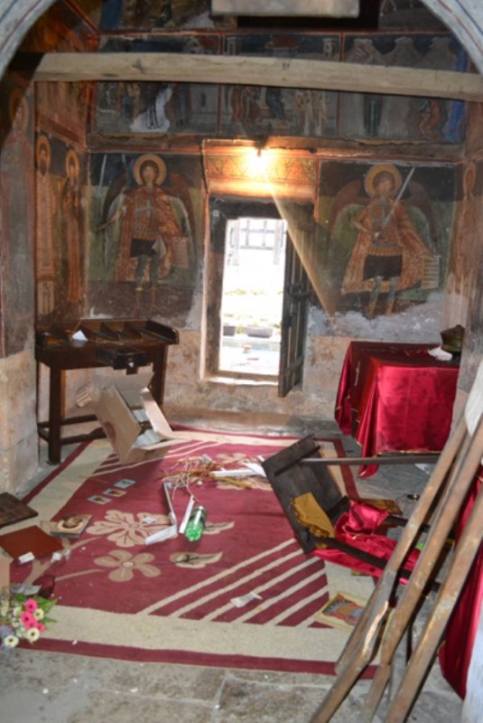 Serbia: zdemolowano monaster pw. Zaśnięcia Przenajświętszej Bogurodzicy