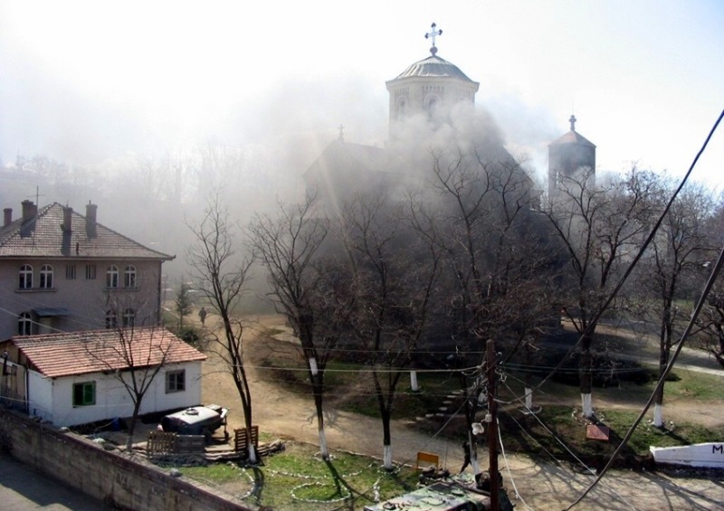 Kosowo i Metochia - zbezczeszczone świątynie