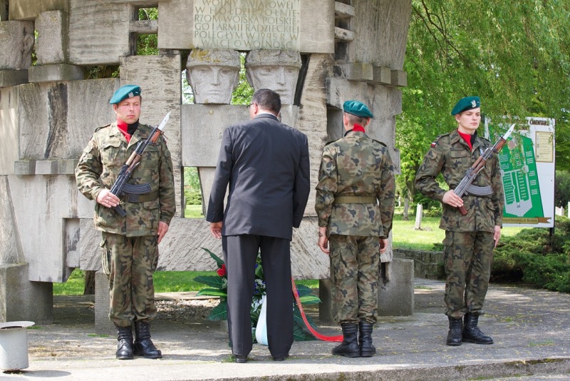 Wieniec dla żołnierzy serbskich na Cmentarzu Wojennym