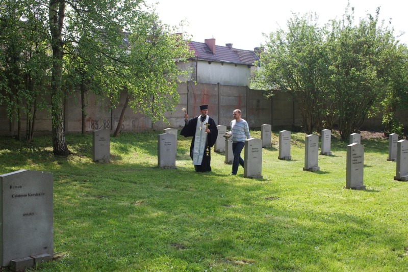 Wieniec dla żołnierzy serbskich na Cmentarzu Wojennym