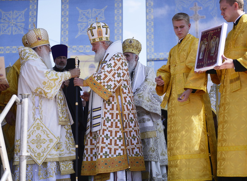 Panprawosławna Boska Liturgia w Mińsku z okazji 1025-lecia chrztu Rusi