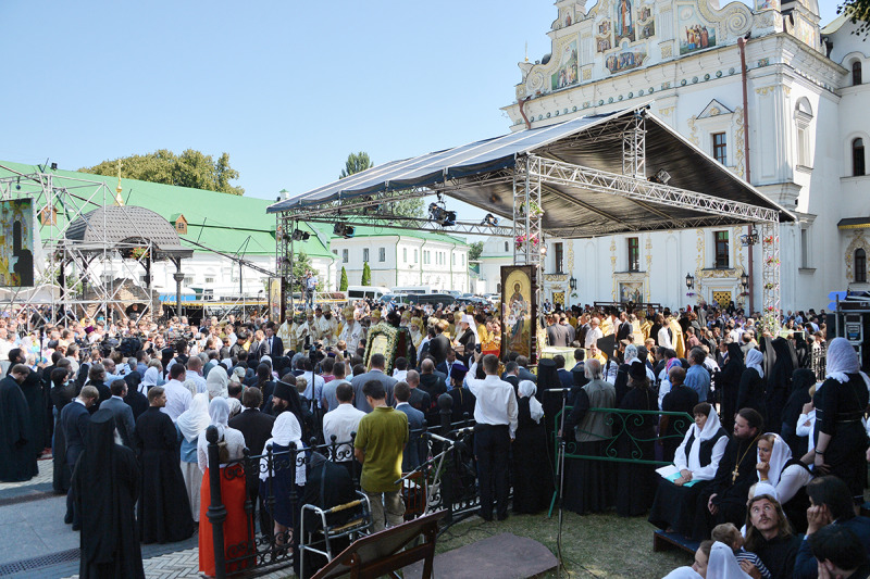 Panprawosławna Boska Liturgia w Kijowie z okazji 1025-lecia chrztu Rusi