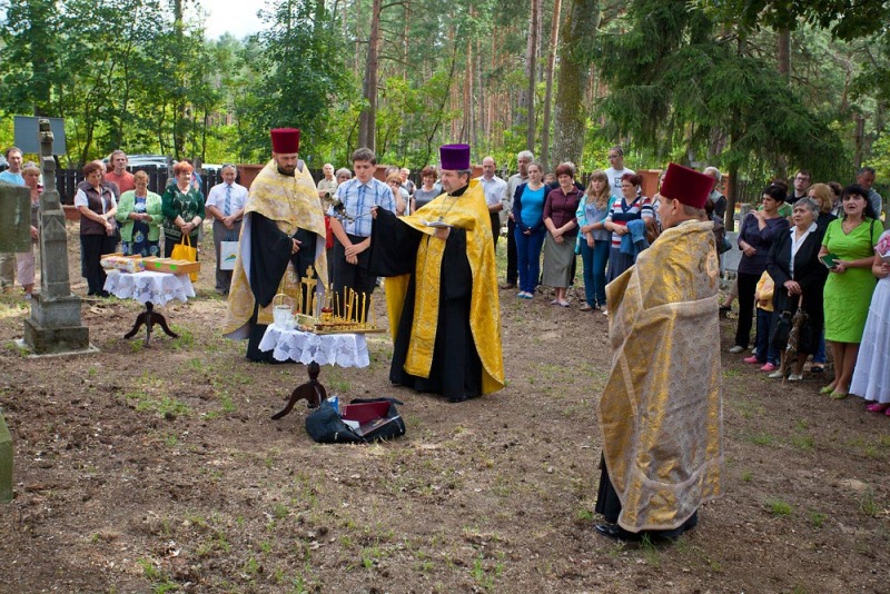Uroczyste nabożeństwa na chełmskich cmentarzach
