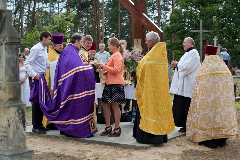 Uroczyste nabożeństwa na chełmskich cmentarzach