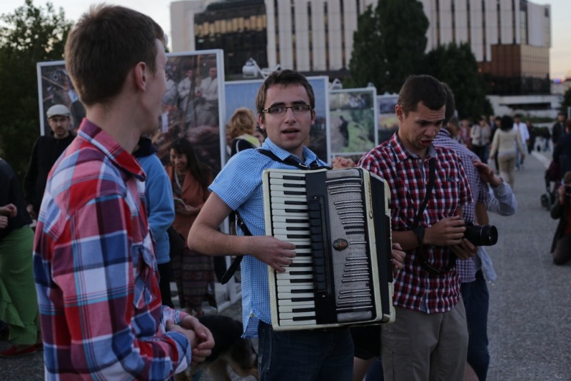 Polski flash mob na otwarciu wystawy w Bułgarii