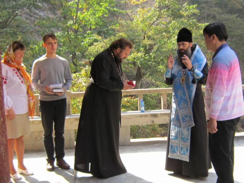 Biskupia Liturgia w Korei Północnej