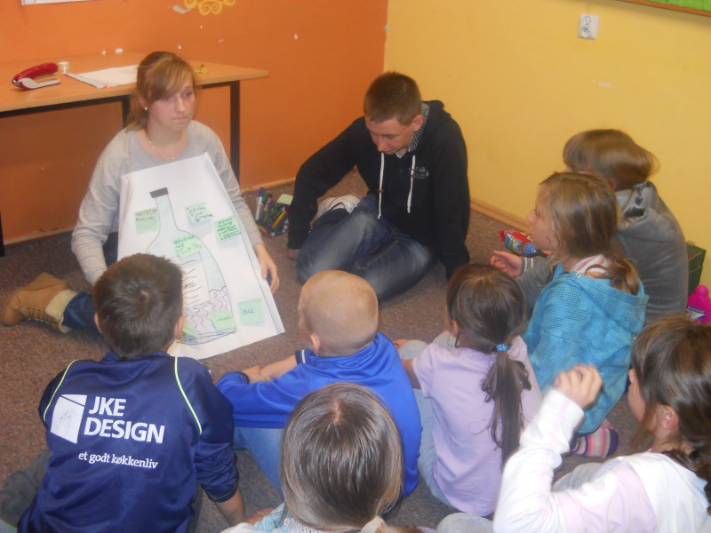 Wolontariuszy słuchamy używki omijamy - projekt edukacyjny w ELEOS