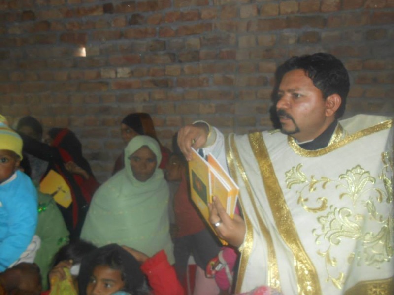 Pierwsza Boska Liturgia w Bhalwal (Pakistan)