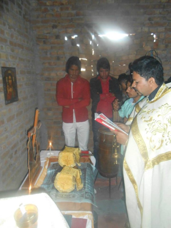 Pierwsza Boska Liturgia w Bhalwal (Pakistan)