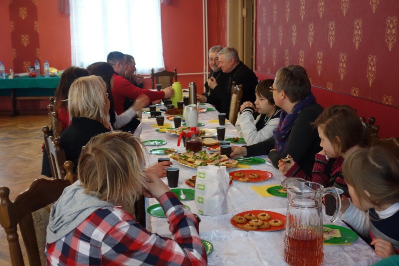 Toruń: Choinka w parafii św. Mikołaja
