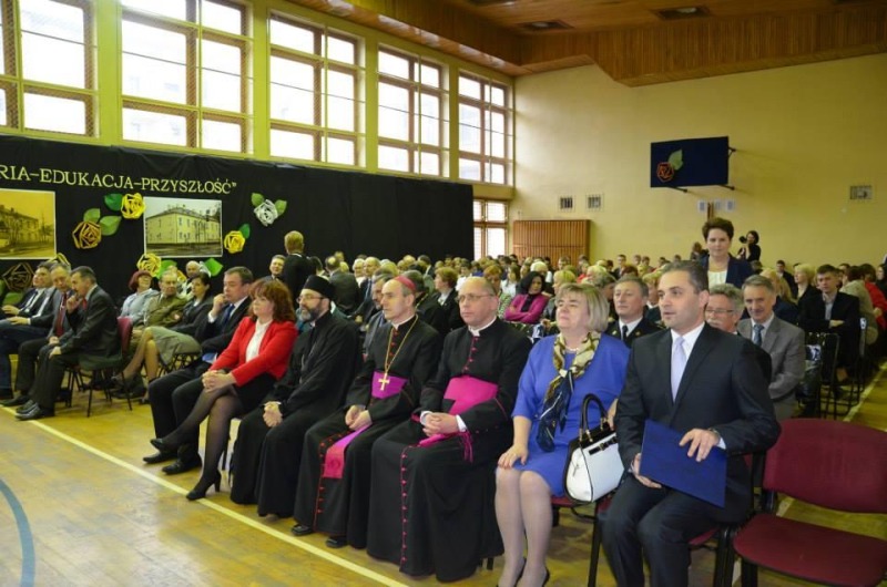 Arcybiskup Jakub poświęcił nowe pomieszczenia białostockiego ZSTiO