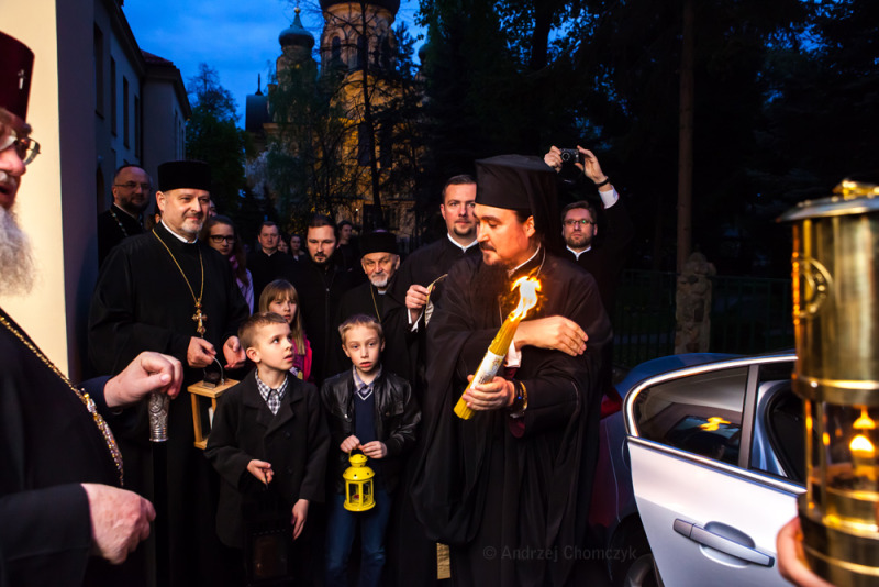 Święty Ogień przybył do Warszawy
