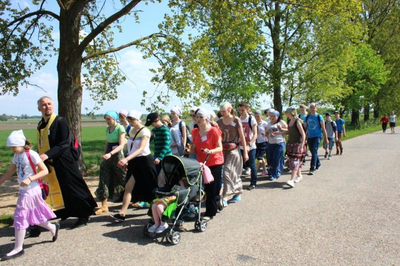 Relacja z pieszej pielgrzymi Hajnówka-Zwierki