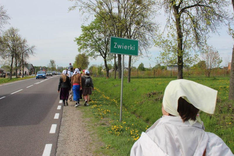 Relacja z pieszej pielgrzymi Hajnówka-Zwierki