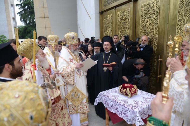 Tirana: panprawosławne poświęcenie katedry