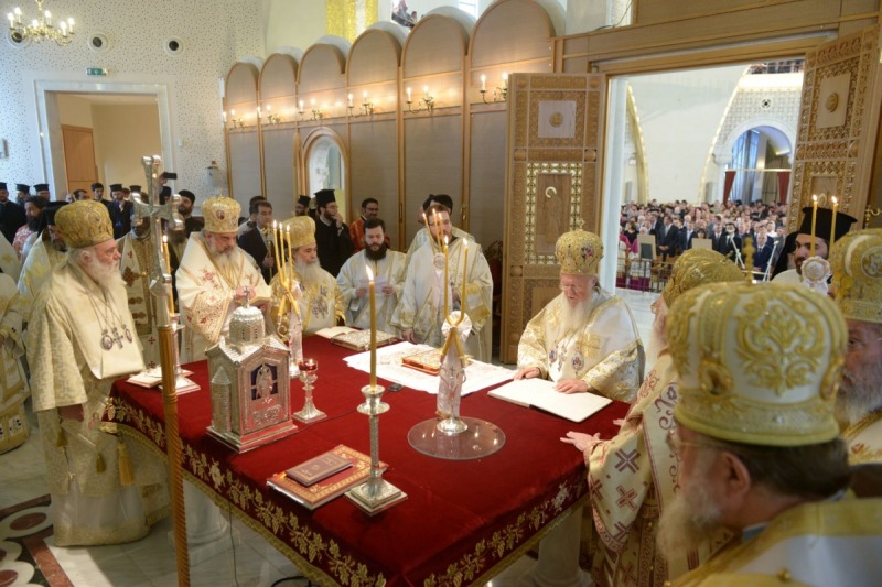 Tirana: panprawosławne poświęcenie katedry