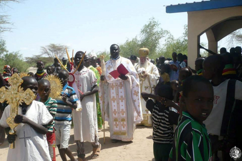 Kenia: poświęcenie cerkwi na pustyni Turkana