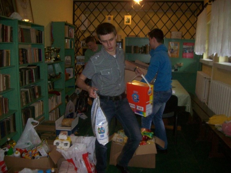 Zbiórka darów dla powodzian w Serbii