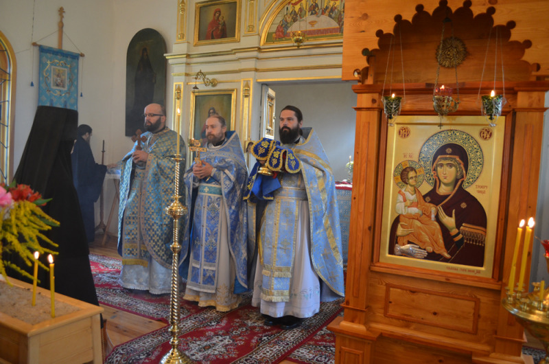 Spotkanie mnichów i mniszek w monasterze w Wojnowie