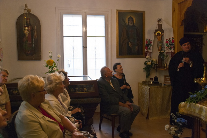 Sandomierska Akademia Seniorów z wizytą w prawosławnej parafii