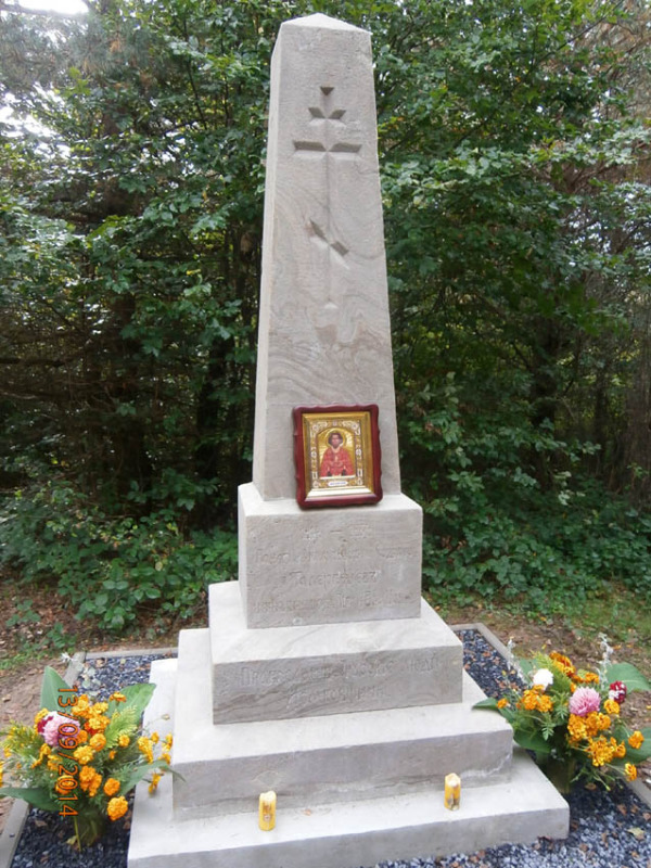 Poświęcenie odnowionego pomnika w Czarnem