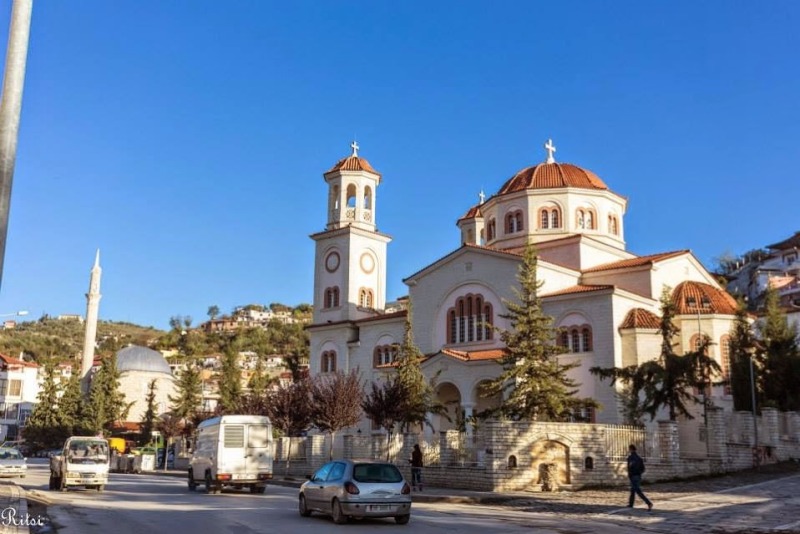 Wyświęcenie nowej katedry w Beracie (Albania)