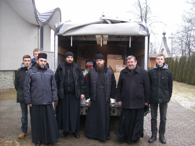 Przekazanie pomocy humanitarnej na Ukrainę