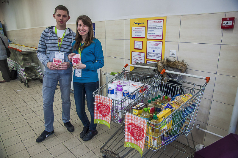 Zbiórka Żywności "Wielkopostny Dar Serca"