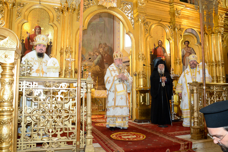 Pielgrzymka relikwii św. Spirydona: Liturgia w Warszawie