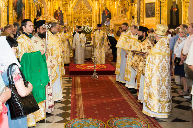 Pielgrzymka relikwii św. Spirydona: Liturgia w Warszawie
