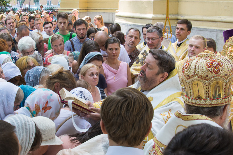 Pielgrzymka relikwii św. Spirydona: Liturgia w Warszawie