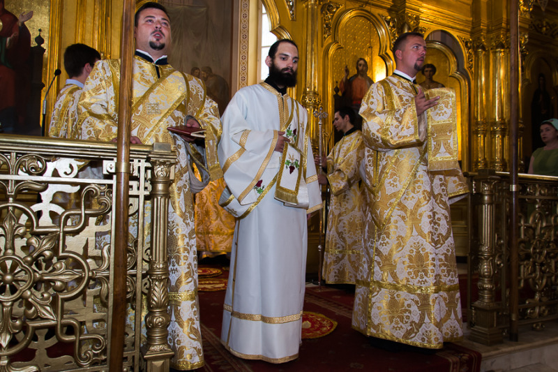 Pielgrzymka relikwii św. Spirydona: Liturgia w Warszawie