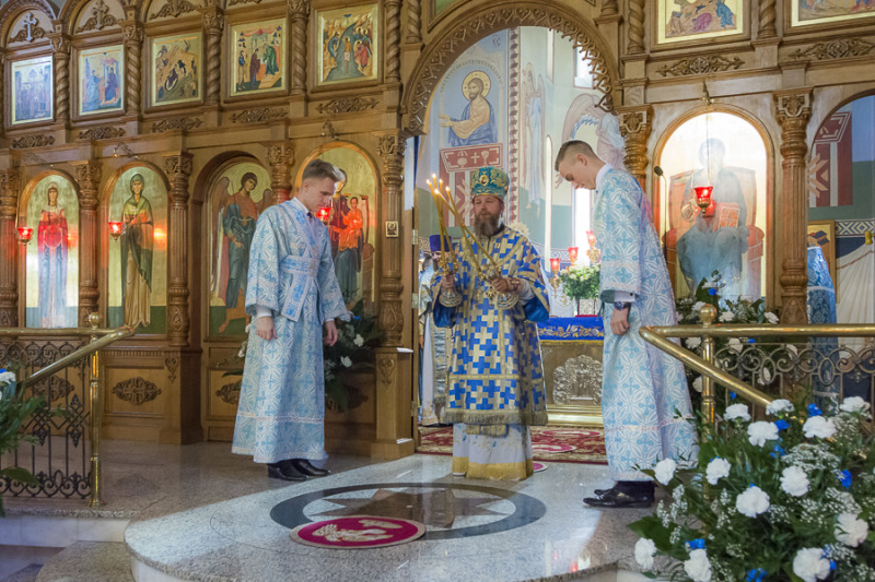 Obchody święta ikony Matki Bożej "Wsiecarycy" w parafii Zmartwychwstania Pańskiego w Białymstoku