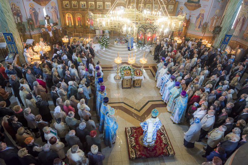 Obchody święta ikony Matki Bożej "Wsiecarycy" w parafii Zmartwychwstania Pańskiego w Białymstoku