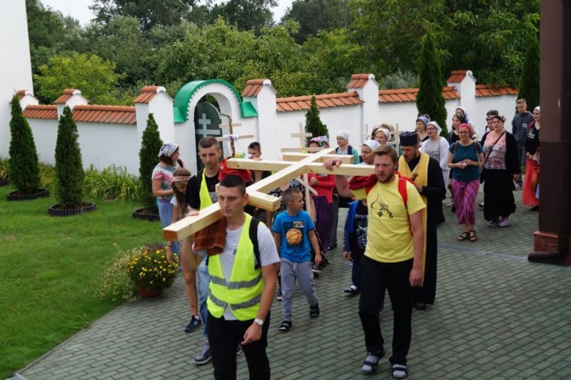 Piesza pielgrzymka z Monasteru św. Onufrego w Jabłecznej na św. Górę Grabarkę