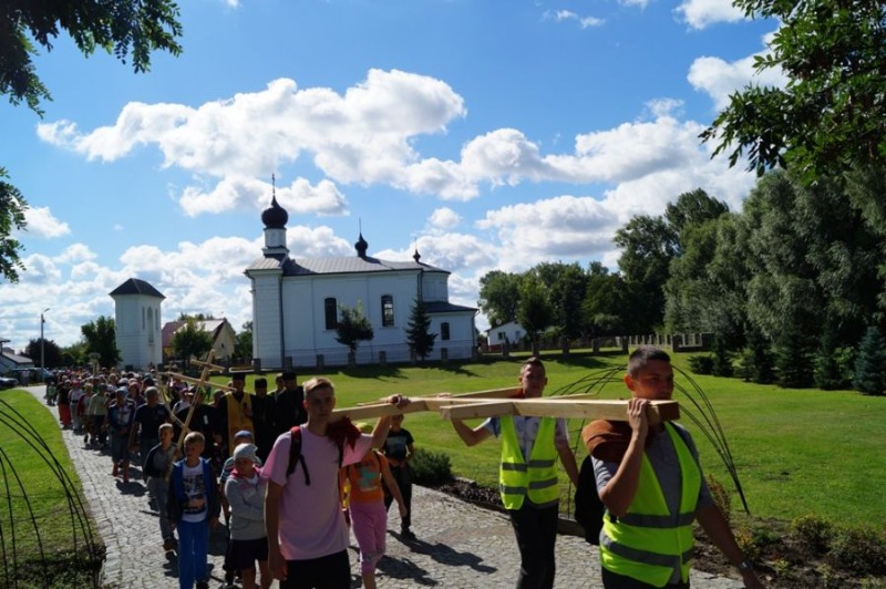Piesza pielgrzymka z Monasteru św. Onufrego w Jabłecznej na św. Górę Grabarkę