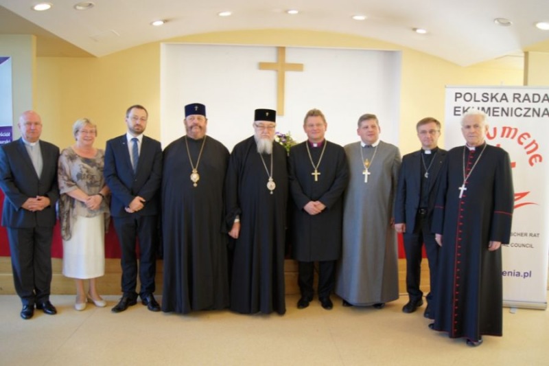 Prezydium Polskiej Rady Ekumenicznej: bp Marek Izdebski, Małgorzata Platajs, pastor Mateusz Wichary, abp Abel, metropolita Sawa, bp Jerzy Samiec, bp M. Karol Babi, bp Andrzej Malicki i bp Wiktor Wysoc