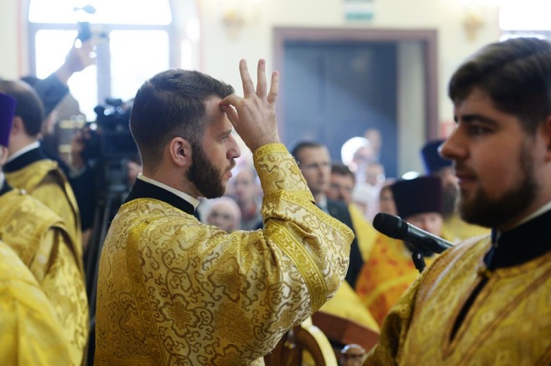 Moskwa: pierwsza patriarsza Liturgia z przekładem na język migowy 
