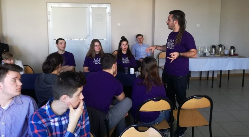 Konferencja o wolontariacie w szkole Cyryla i Metodego