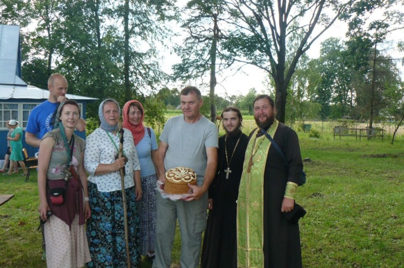 Idąc za rękę z Bogiem - relacja z pielgrzymki do Poczajowa